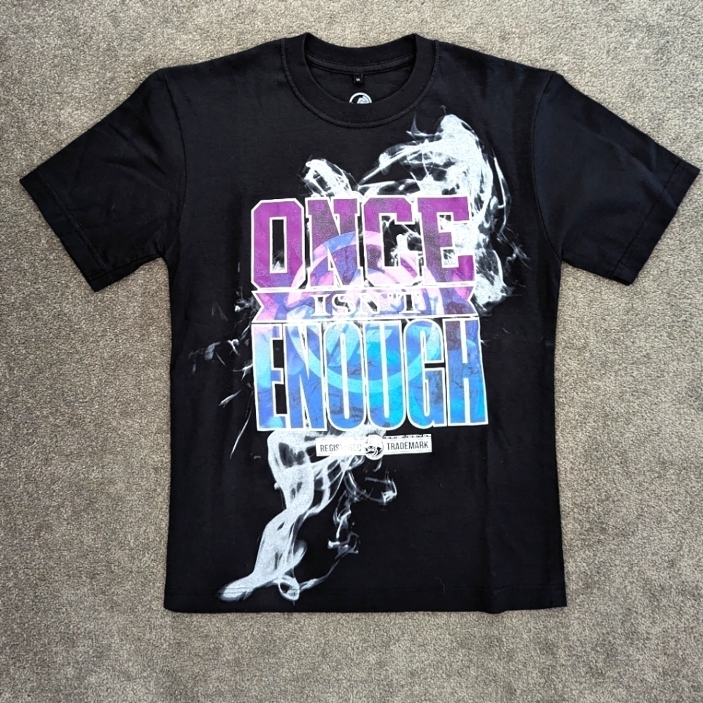 SOUTH Pole Men's Graphic T-shirt Size Medium Black Purple